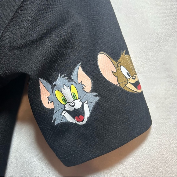 Tom & Jerry Size S Black Mesh Crop Top Jersey‎ Short Sleeve V Neck 3 Buttons - Picture 5 of 10